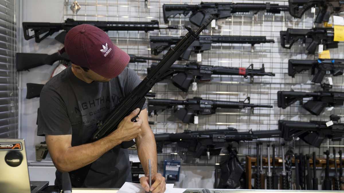 Immagine di Un’altra sparatoria in America. Le nuove regole sulle armi non bastano