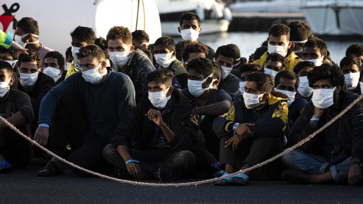 Immagine di Niente ricollocazione dei migranti, dice la Francia. Ma per Piantedosi va bene così