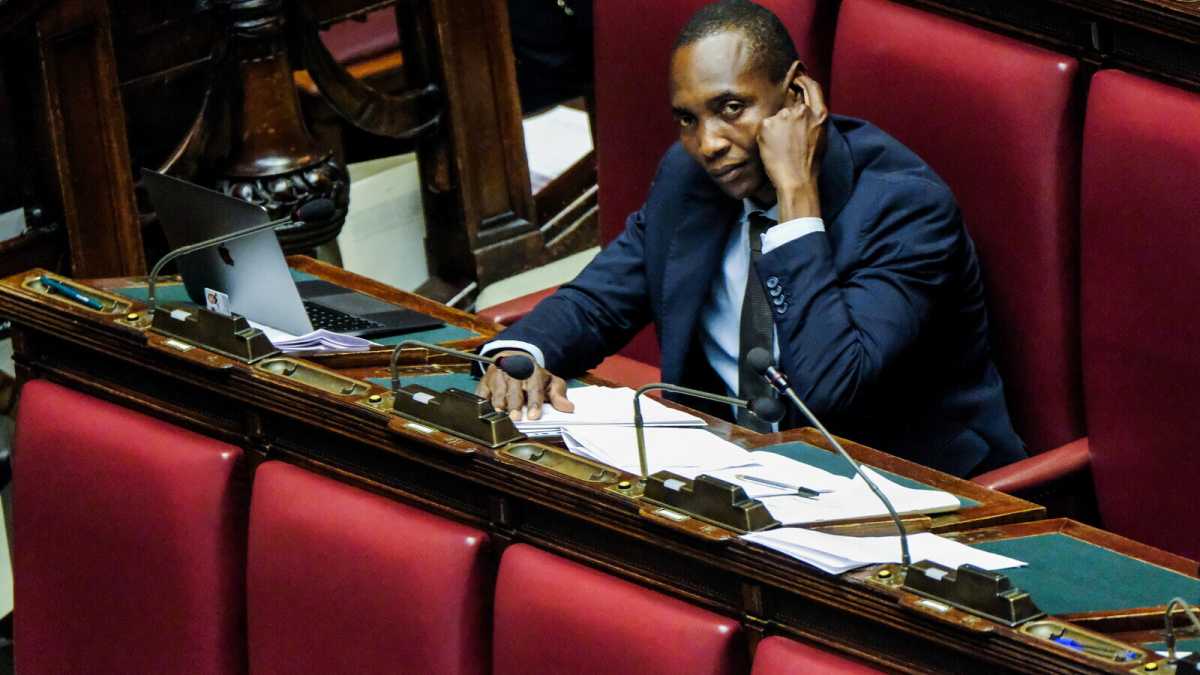 Immagine di Solo Pannella potrebbe salvare Soumahoro dalla gogna e da se stesso