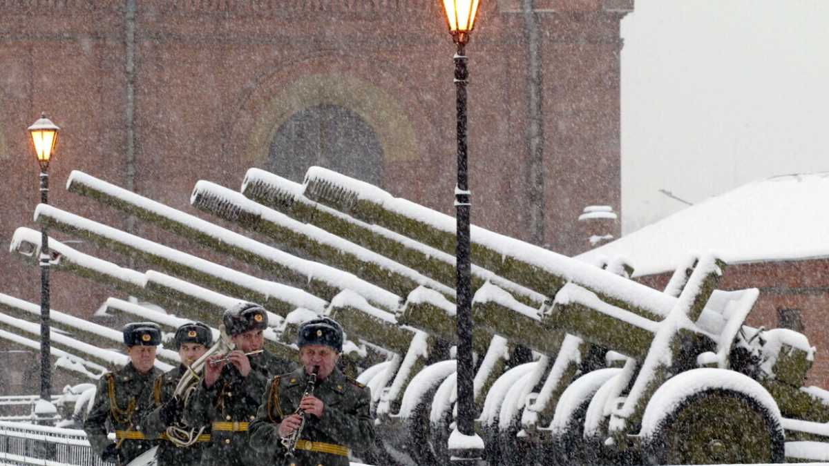 Immagine di Sul campo di battaglia neanche il freddo sta con Putin
