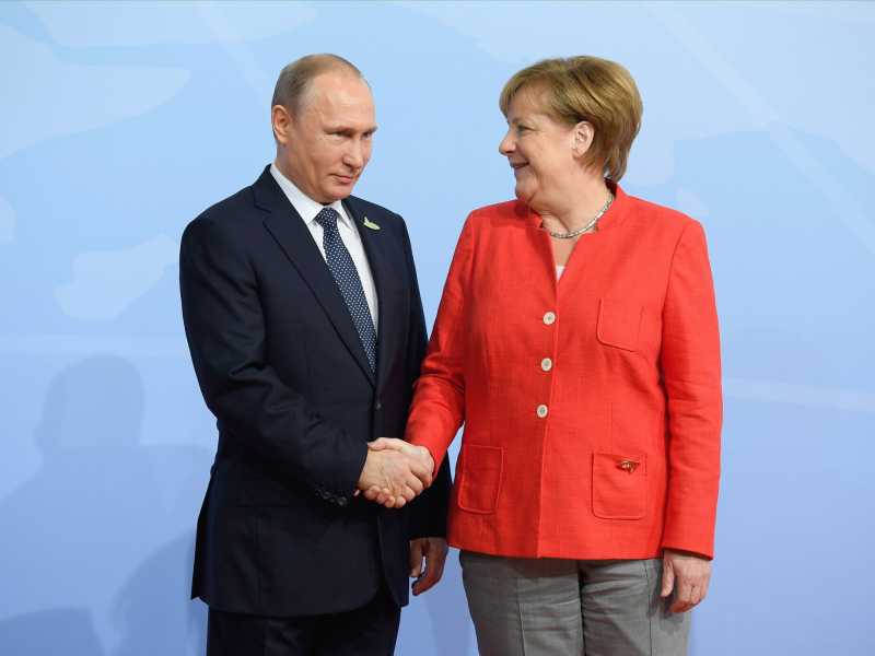 La Merkel dice la sua sulla guerra di Putin e scontenta tutti