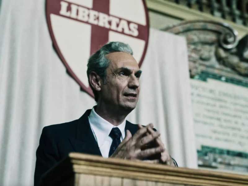 "Esterno notte" di Marco Bellocchio, con Fabrizio Gifuni nei panni di Aldo Moro&nbsp;