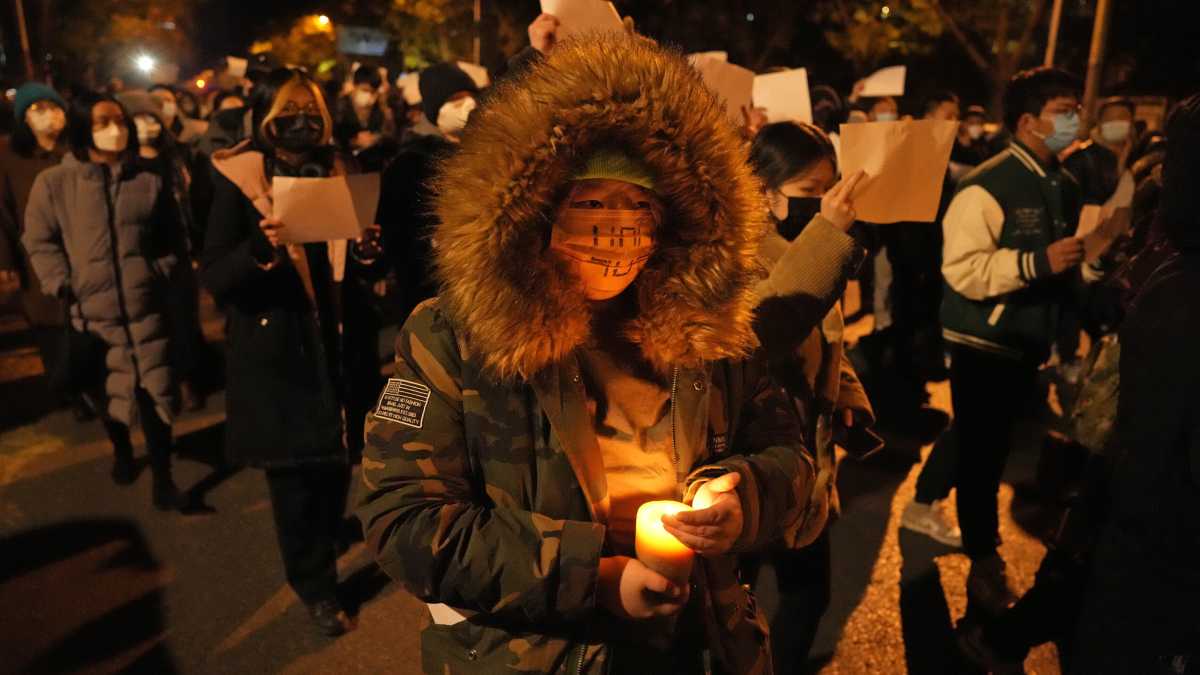 Immagine di Consigli non richiesti al potentissimo Xi: uno stop alla politica Zero Covid potrebbe placare le proteste