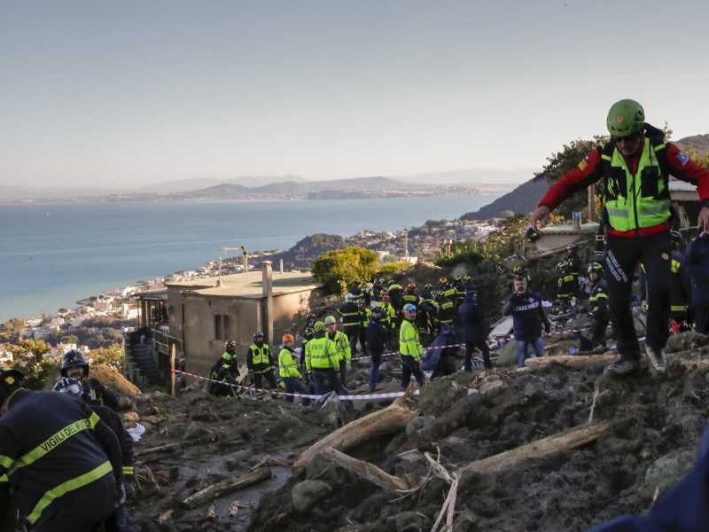 &nbsp;Emergenza sull'isola di Ischia, proseguono le ricerche dei dispersi dopo la frana di Casamicciola (LaPresse)<br />