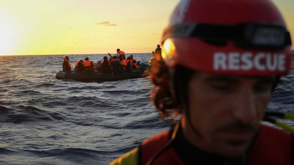 Immagine di Meloni cita di nuovo Frontex contro le ong. Ma la magistratura ne è al corrente?