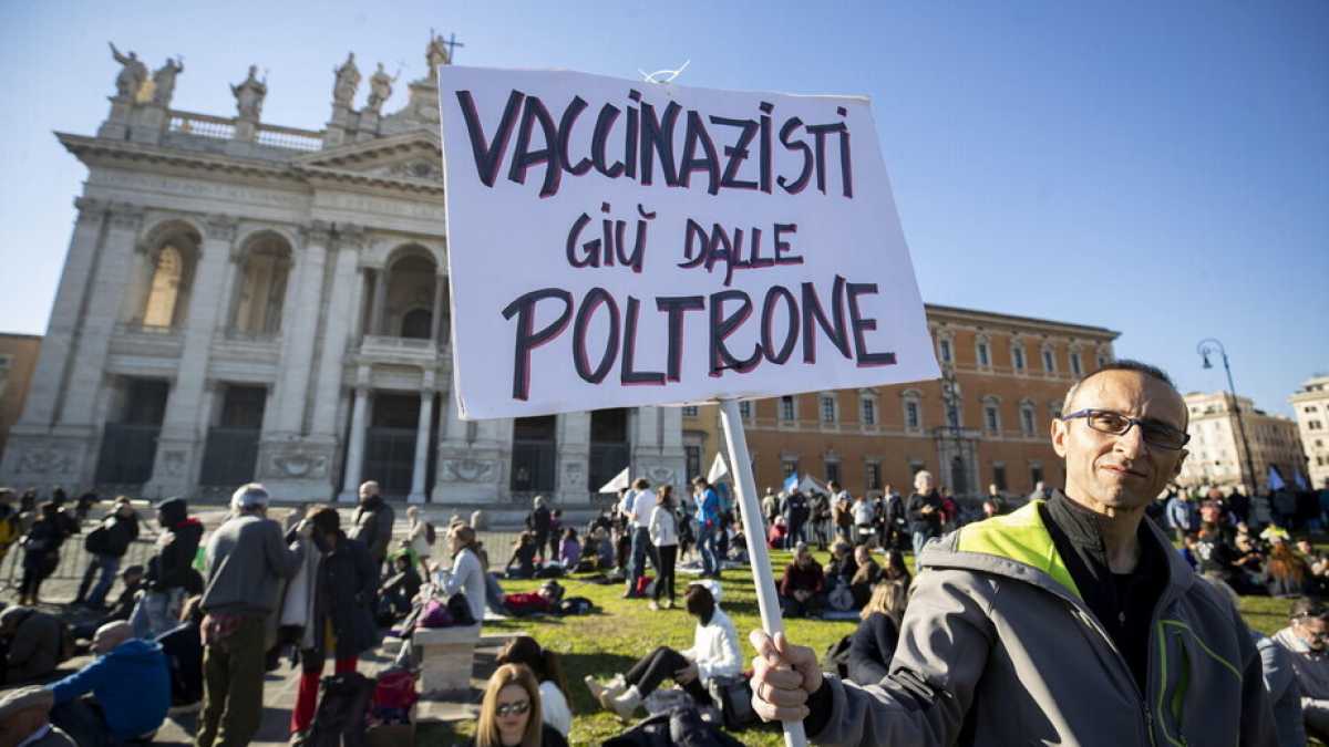 Immagine di Arrivano le multe ai No vax. Ma la riscossione è un'incognita