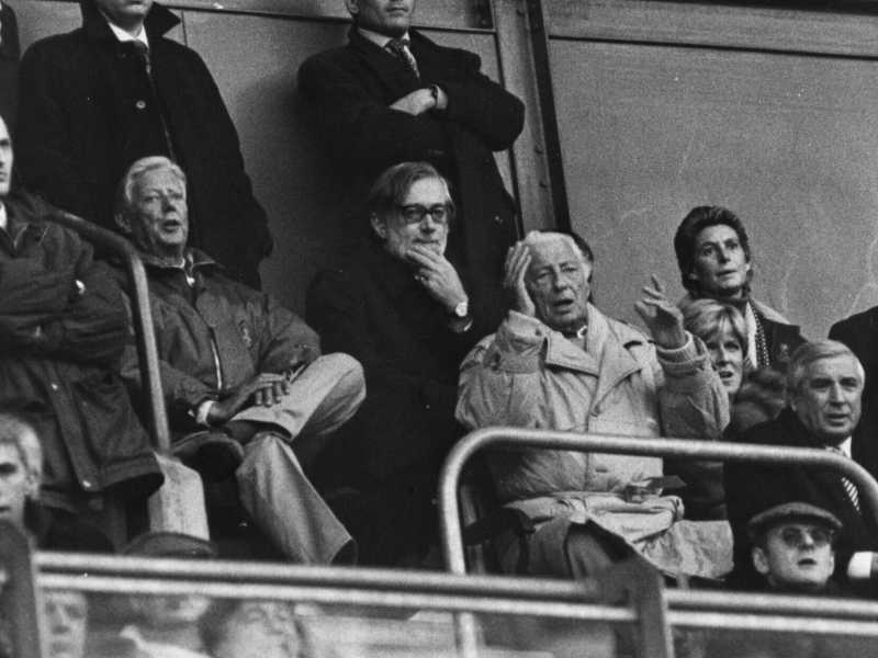 Gianni e Umberto Agnelli allo stadio delle Alpi per vedere Juve/Brescia (LaPresse)&nbsp;<br />