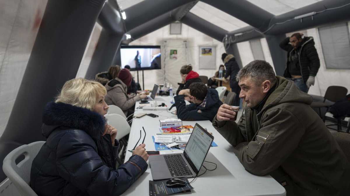 Immagine di Starlink aumenta i prezzi proprio ora che serve a contrastare la ferocia del freddo-buio di Putin