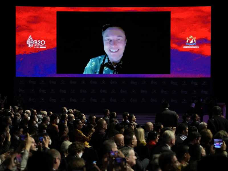 L'approccio “fuck it” di Musk svilisce il servizio di Twitter, dice un ex responsabile