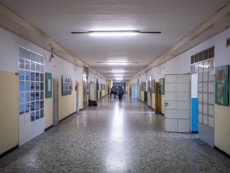 Agenti penitenziari contro il governo: "Ci hanno chiesto i voti e ora tagliano i fondi"