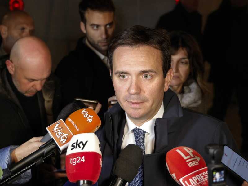 “Leali al governo, ma il nostro punto di vista va considerato. Calenda? Non rilevante”. Parla Cattaneo (FI)
