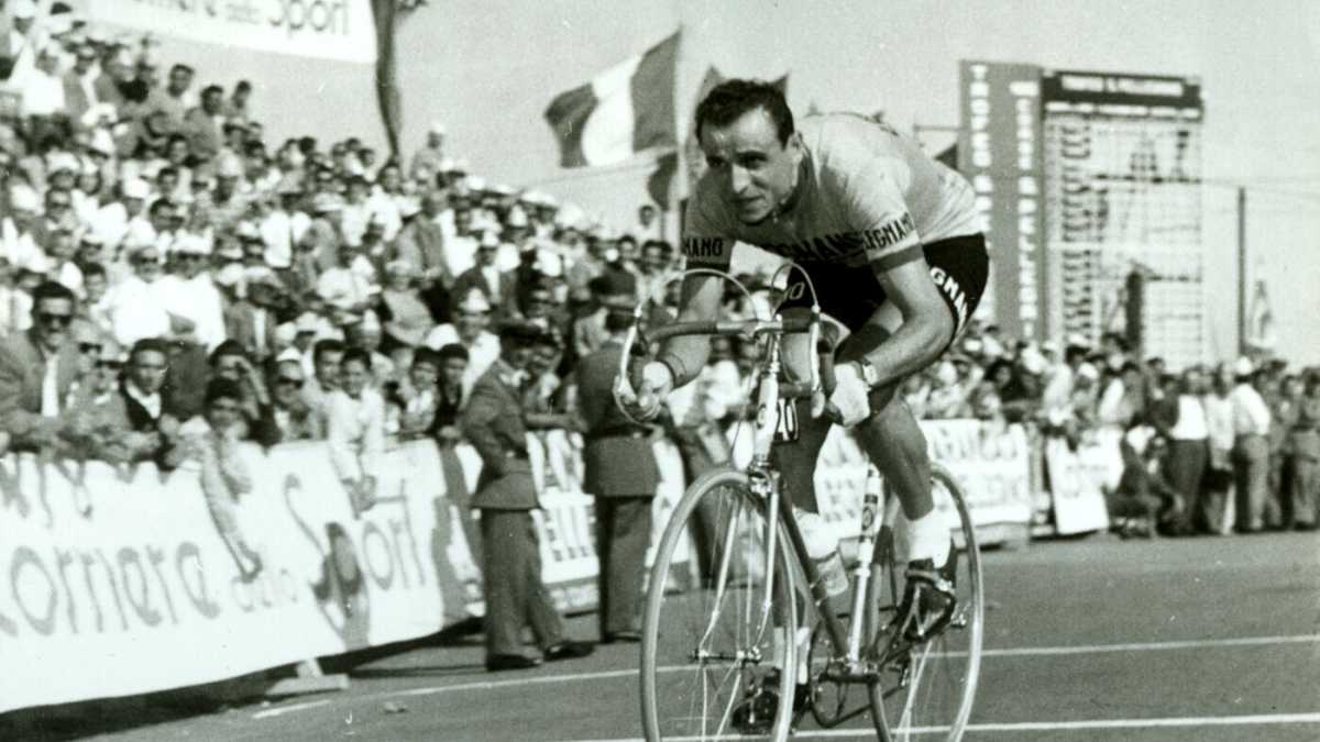 Immagine di Il viaggio dell'Elettrotreno di Forlì è terminato. L'addio a Ercole Baldini