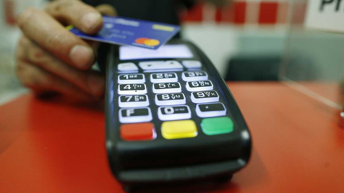 Immagine di I rompiballe con la carta di credito odiati da Salvini e salvati dalla Corte dei conti