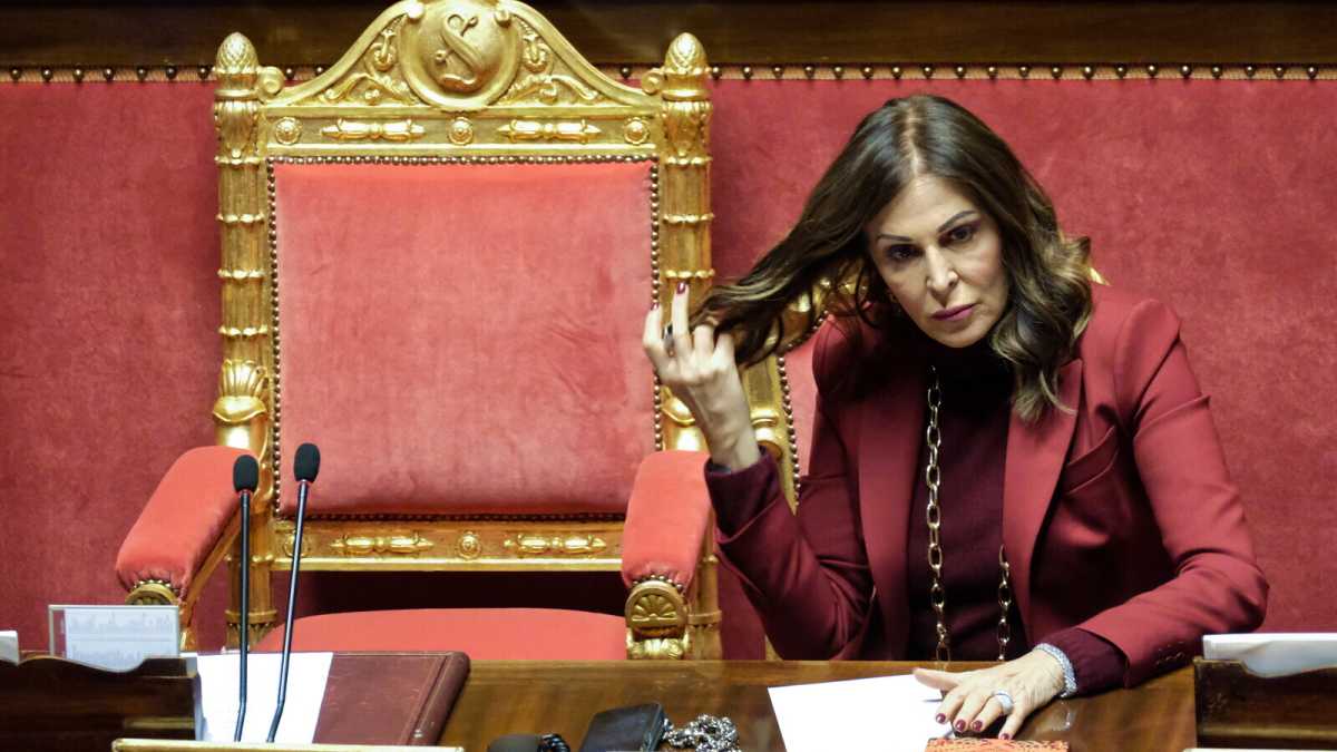Immagine di Stile di governo. Anche Santanché entra nella partita