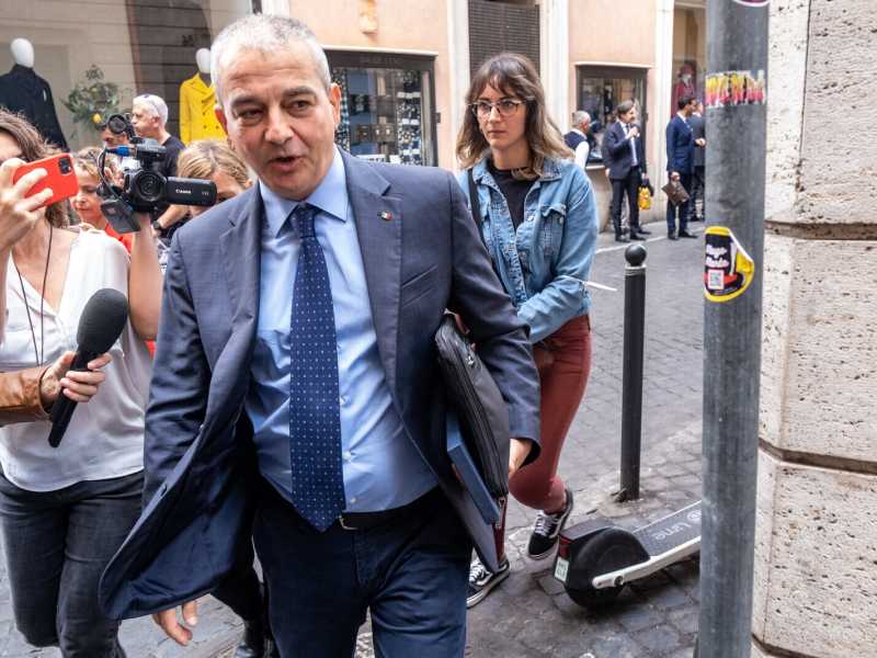 La moneta di Meloni, secondo Fazzolari e Filini