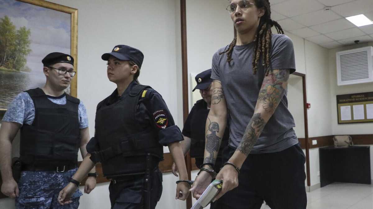 Immagine di Brittney Griner è stata liberata dalla Russia in cambio del trafficante Viktor Bout