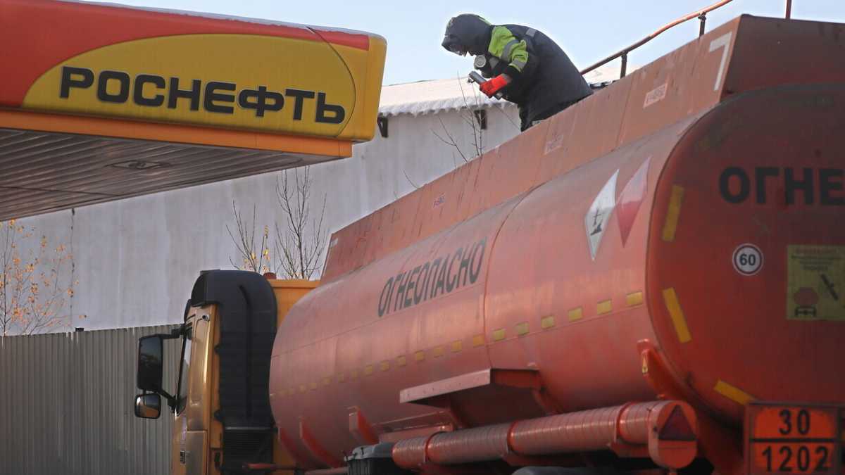 Immagine di Dopo i primi giorni di price cap al petrolio, Mosca vuole puntare sul price floor