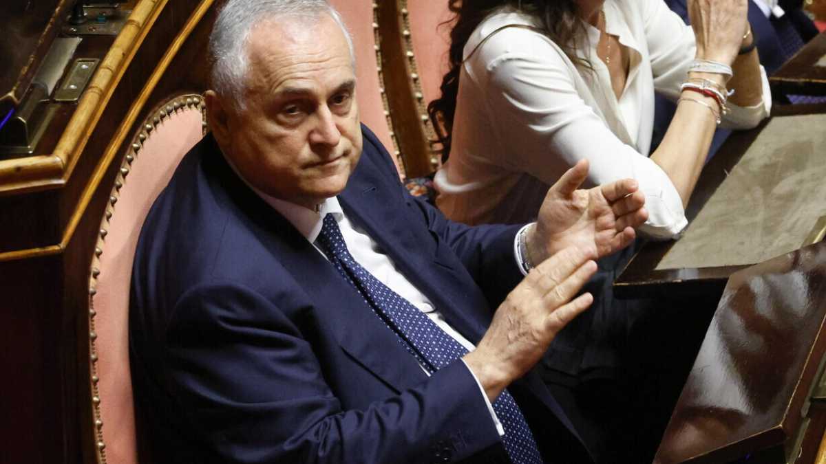 Immagine di Il governo non rateizza le tasse della Serie A e pensa a nuove (e vecchie) soluzioni per il calcio