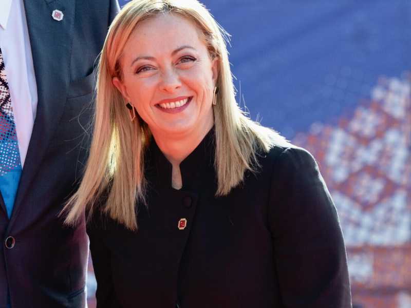 Meloni non sarà ad Alicante per un'influenza, partirà Tajani