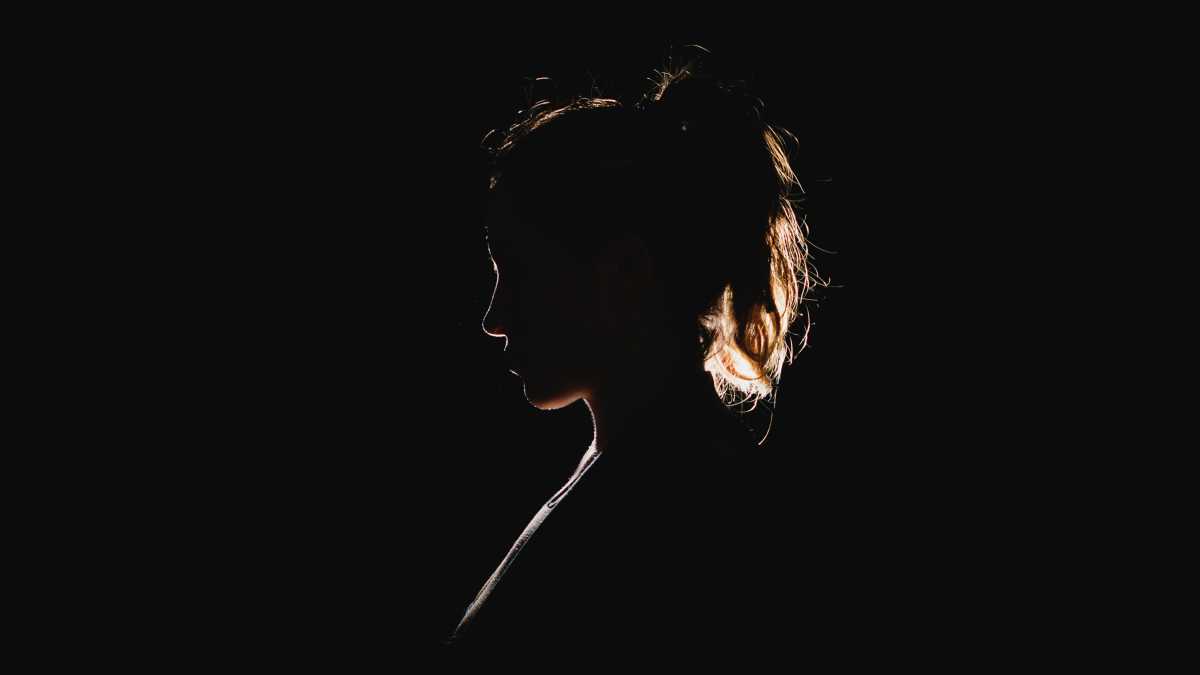 Immagine di "Baci all'inferno" è una lettura psicoanalitica e feroce del rapporto tra madre e figlia