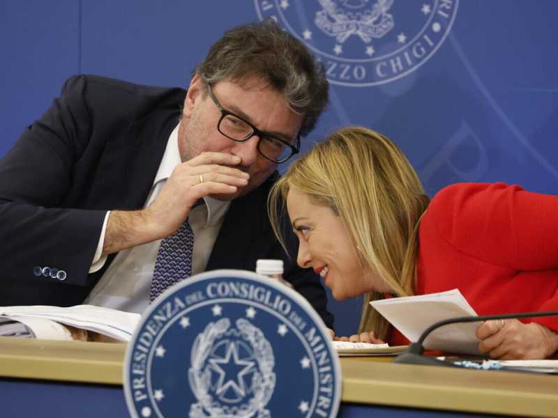 L'imbarazzo di Giorgetti sul Mes spinge Meloni al sì alla ratifica "ma senza utilizzarlo"