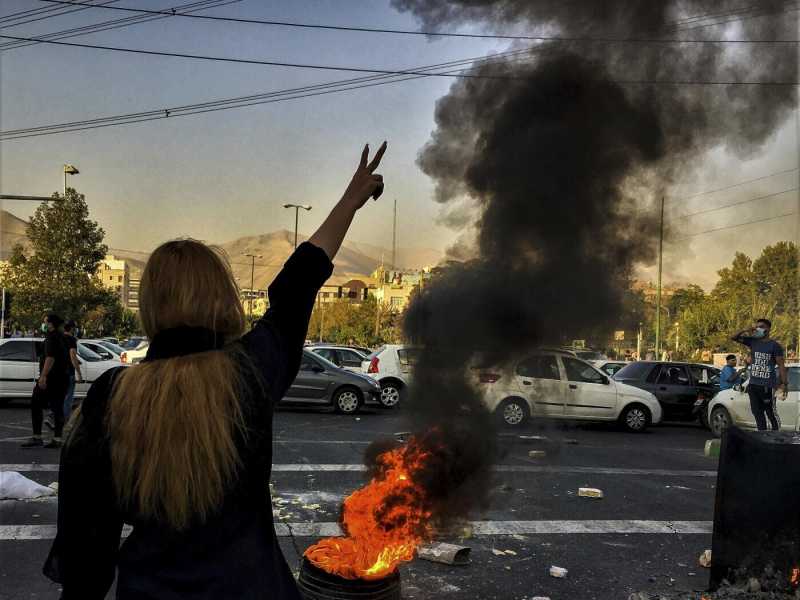 La rete clandestina delle giornaliste di Teheran