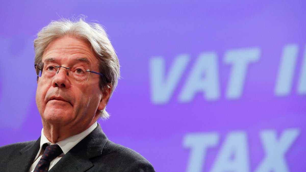 Immagine di Bruxelles boccia la Manovra su evasione, contanti e Pos. Ma Meloni è "soddisfatta"