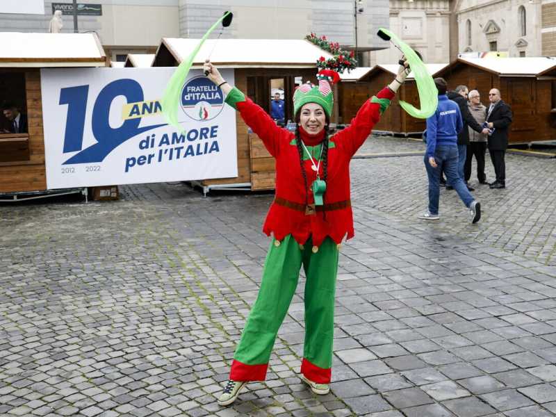 FdI celebra i 10 anni, ma la festa nel Lazio diventa una faida