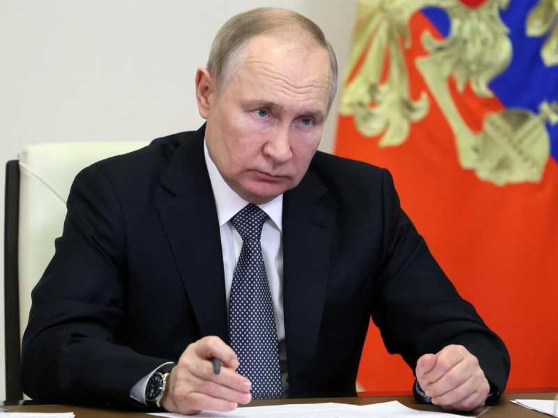 Perché Putin annulla tutti gli impegni di fine anno