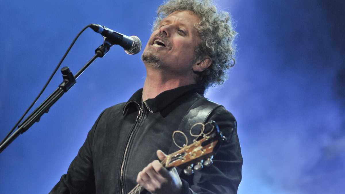 Immagine di Qualità melodica e testi alti: l’ultimo disco di Niccolò Fabi è più di un greatest hits