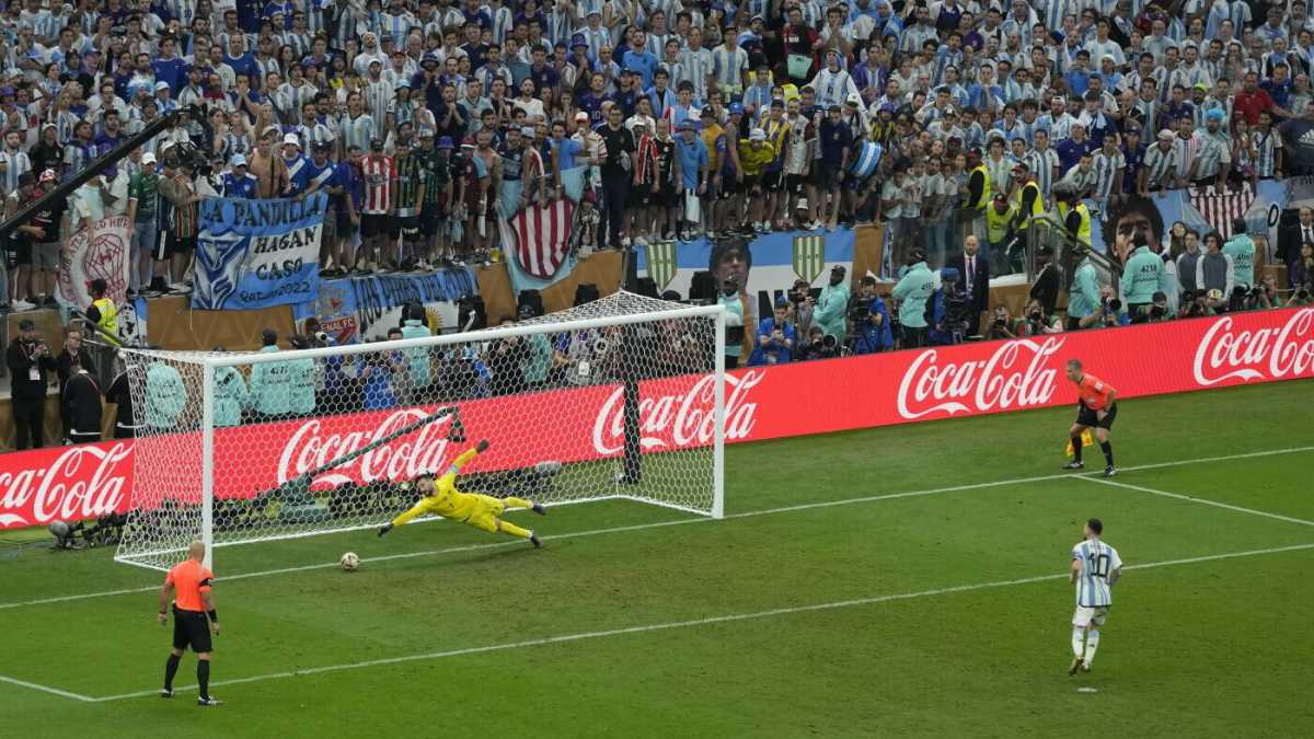 Immagine di L'importanza di perdere la finale di un Mondiale che è come un romanzo di briganti e truffatori