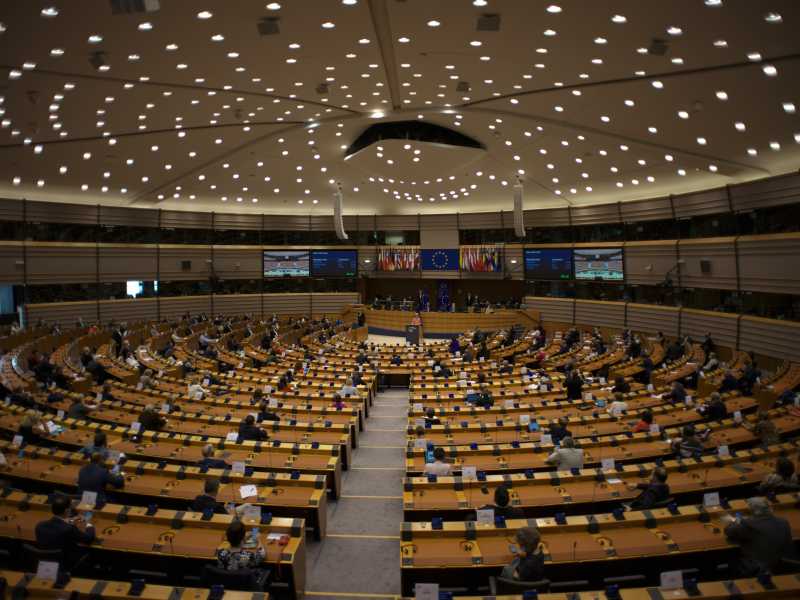 Che cosa ci insegnano i corruttori dell’Europa sul prestigio dell’Ue
