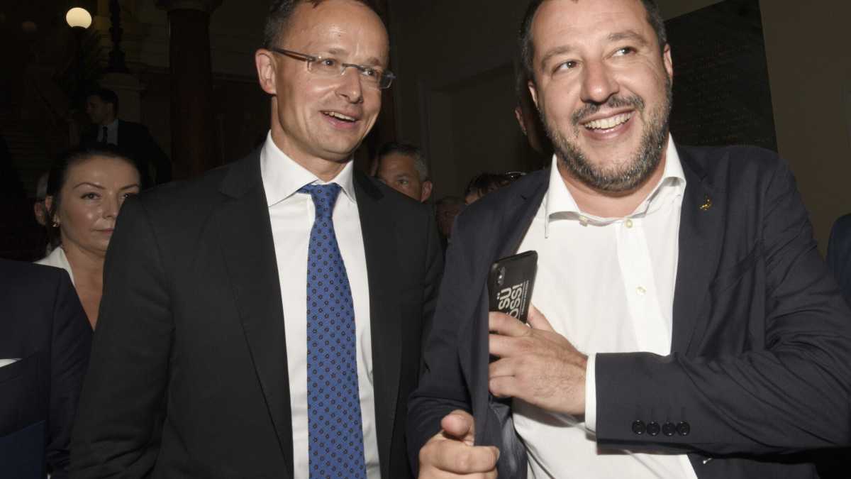 Immagine di Un terminal del porto di Trieste all'Ungheria. Un bel caso di deroga al sovranismo