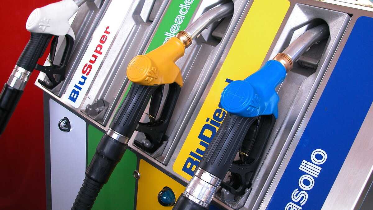 Immagine di IP acquisisce Esso, ora le raffinerie hanno anche un valore strategico