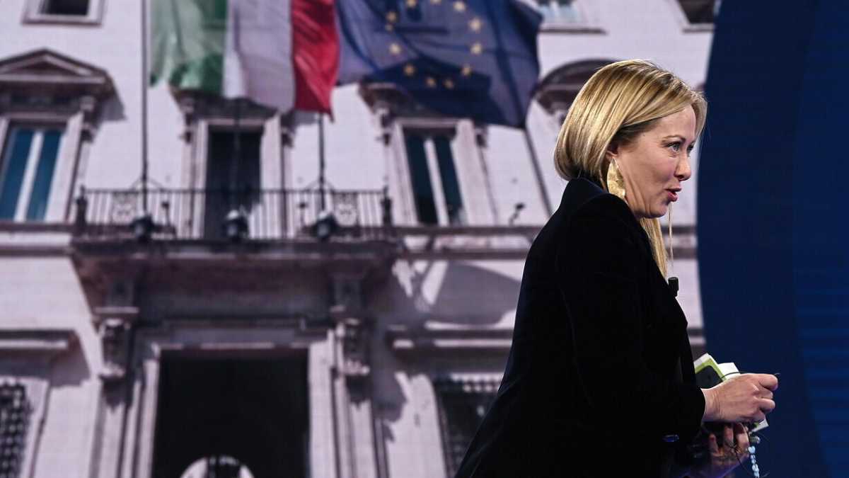 Immagine di La ritirata di Meloni sul Mes: apre alla ratifica fingendo di tenere il punto