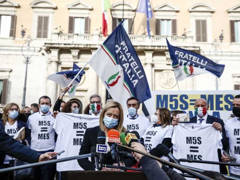 L'appello di sinistra contro il Mes e il ritorno del "diciottismo"