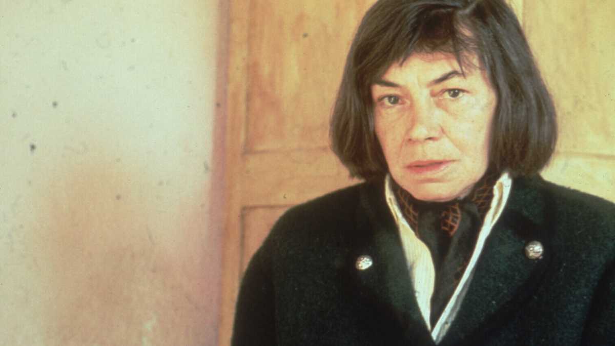 Immagine di Il Natale di Patricia Highsmith e la sua ricetta per la felicità. Donne e brandy