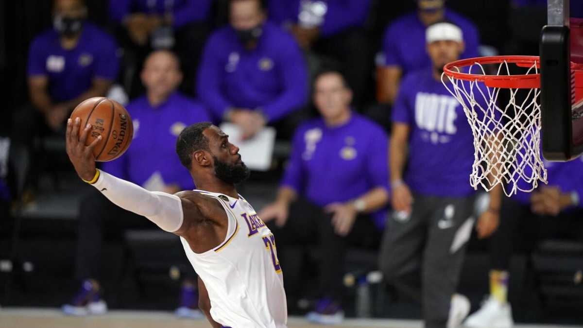 Immagine di L'Nba sotto l'albero. Perché si gioca a Natale e quali sono le partite