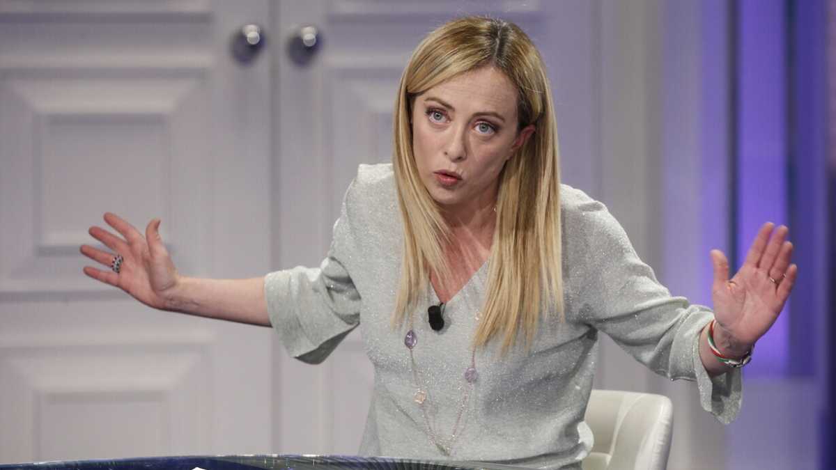 Immagine di “Meloni zapping”: il mondo dei talk dà i voti al governo in tv
