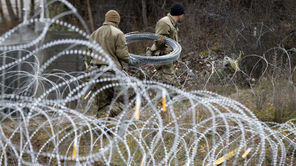 Immagine di Spari al confine nord del Kosovo, arrivano le forze armate serbe. Il pretesto per gli scontri