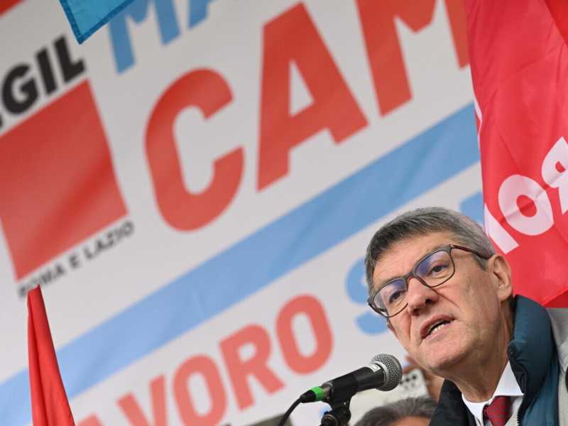 Gli insegnanti marinano lo sciopero di Landini. Numeri di un flop