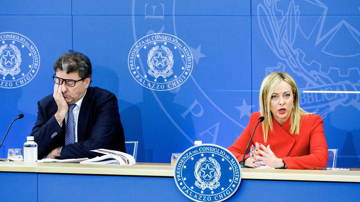 Immagine di Perché il prossimo Eurogruppo segnerà il grande imbarazzo del governo Meloni sul Mes
