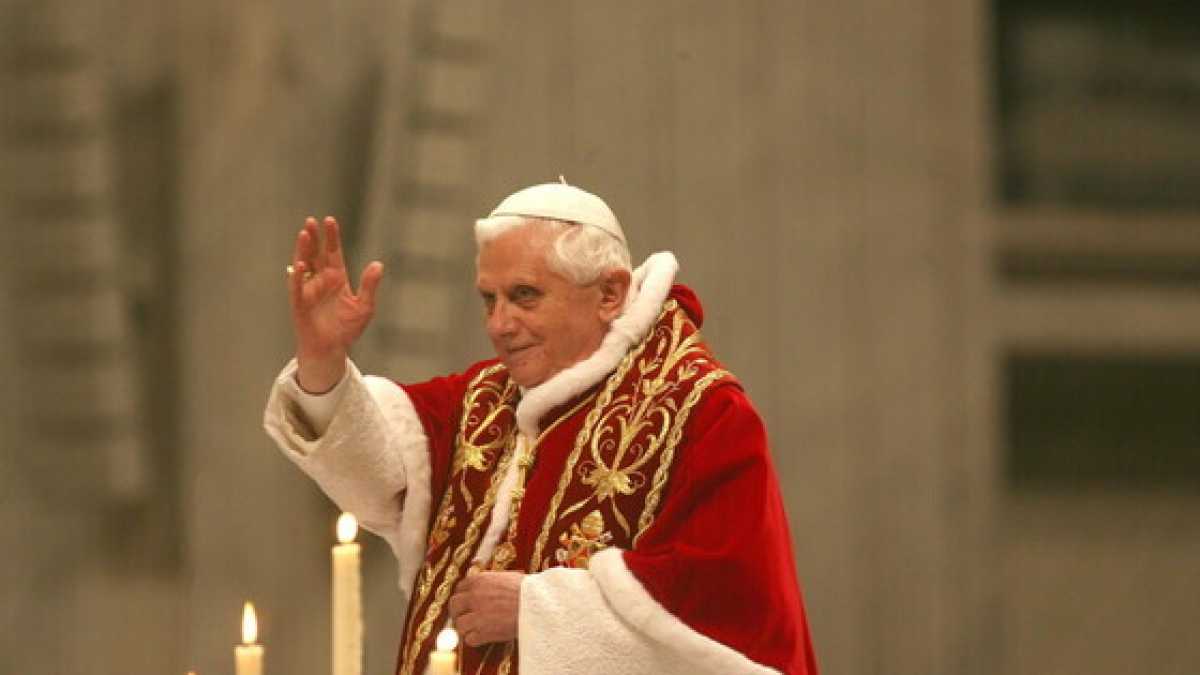 Immagine di Il lungo addio a Benedetto XVI