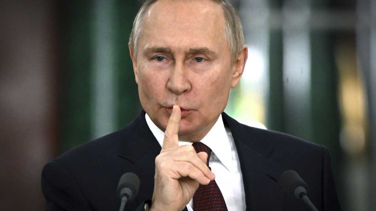 Immagine di Il tafazzismo di Putin nel suo decreto contro il price cap sul petrolio