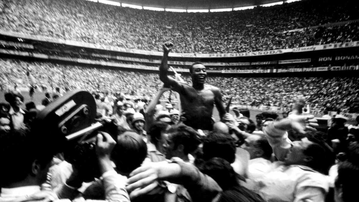 Immagine di Quando Pelé tornò a camminare sui piedi