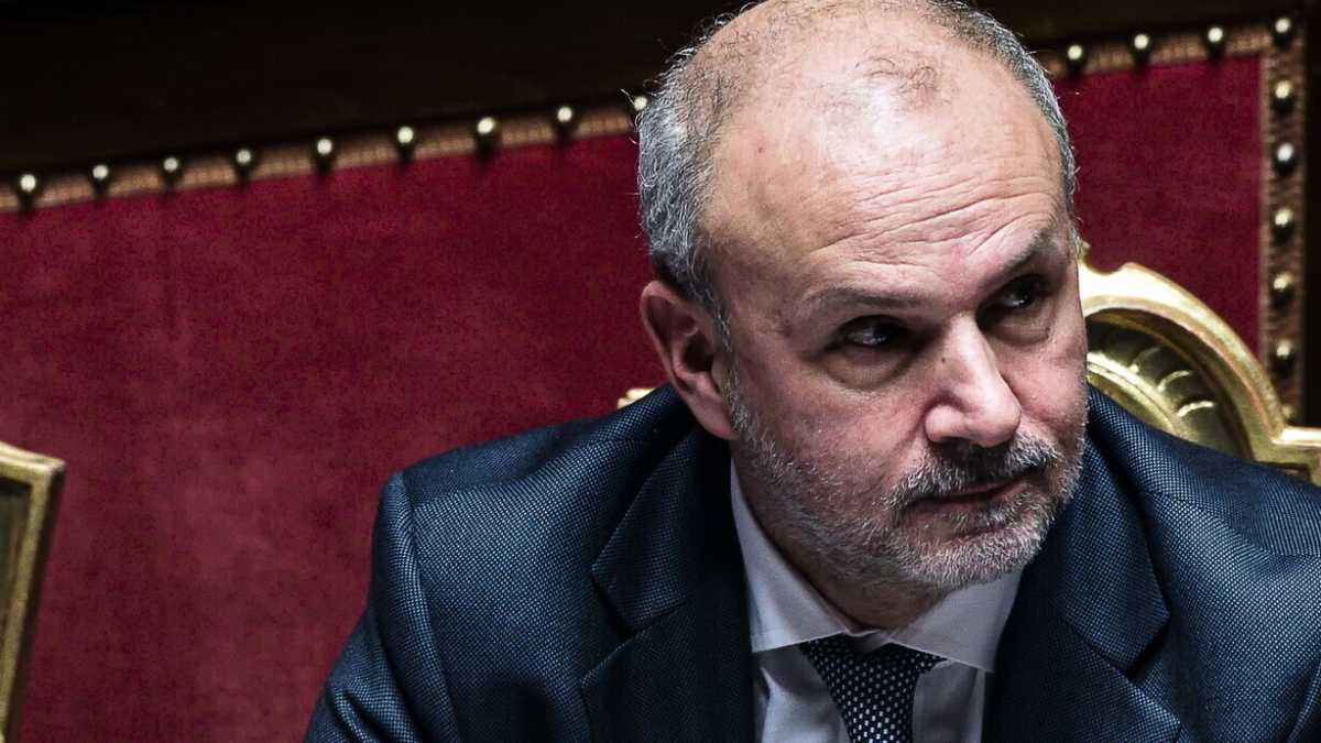 Immagine di Sul Covid Meloni segue il “modello Speranza”, mentre dice il contrario