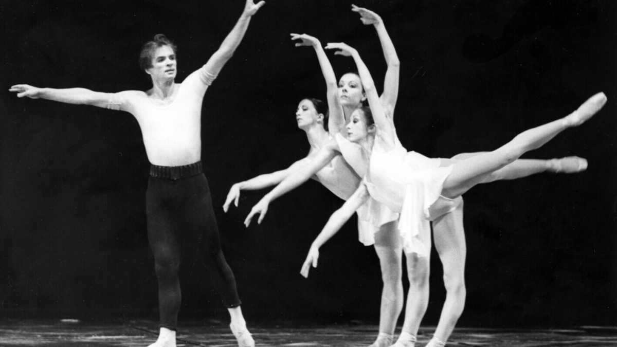 Immagine di Immortale Nureyev. Il "Tartaro volante" che entrò nella leggenda della danza