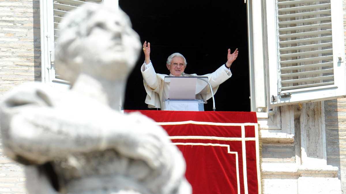 Immagine di B-XVI vuole la santità della Chiesa e sa che persino il mondo può aiutarla