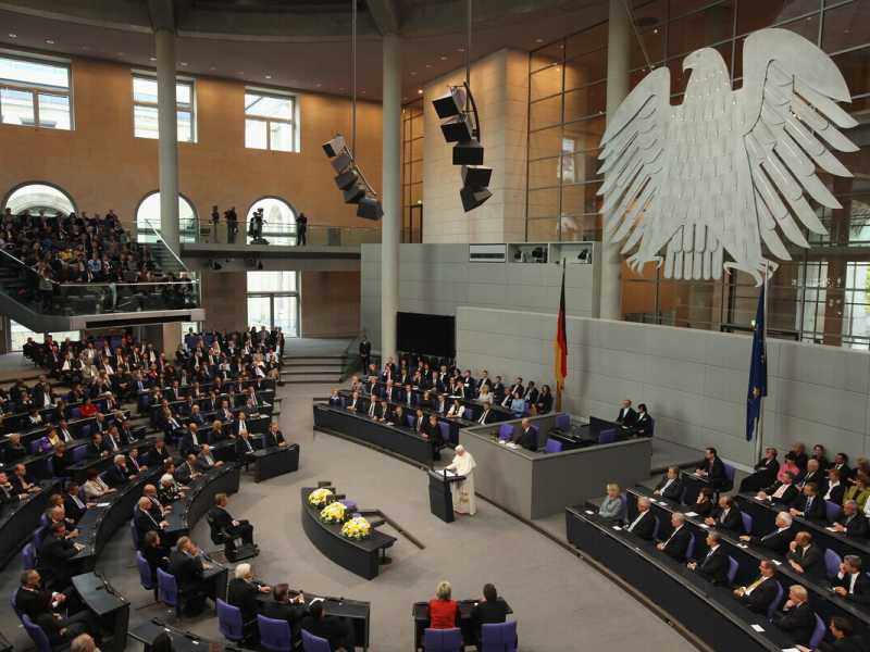 Joseph Ratzinger al Bundestag (GettyImages)