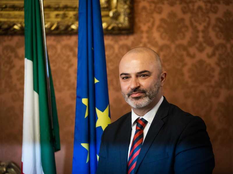Massimo Bugani, ex grillino, oggi assessore a Bologna in quota Articolo uno (Ansa)